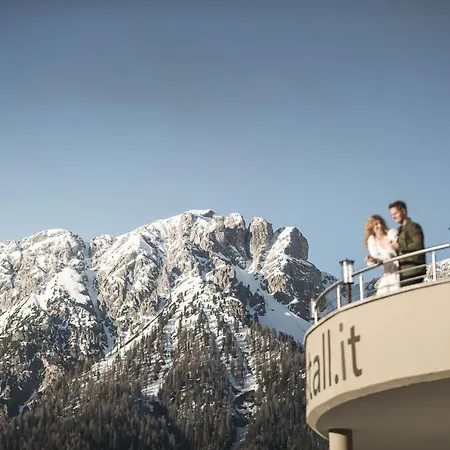Отель Kronplatz-resort Kristall Olang