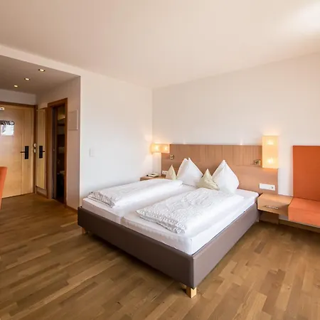 Kronplatz-resort Kristall Отель 4*