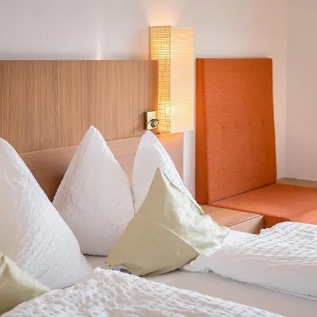 Отель Kronplatz-resort Kristall