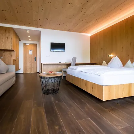 Kronplatz-resort Kristall Ξενοδοχείο 4*