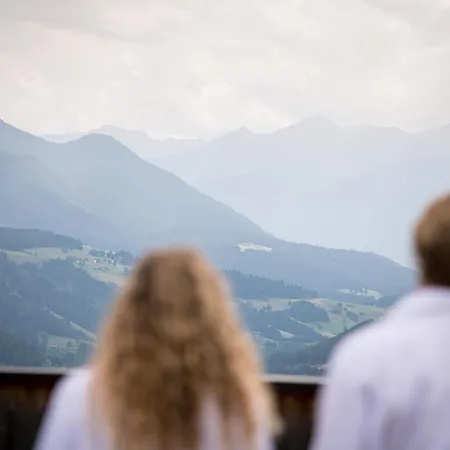 Kronplatz-resort Kristall Отель 4*
